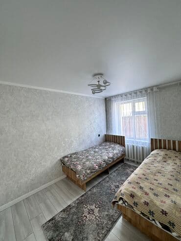 новый просторный дом: 3 комнаты, Душевая кабина, Постельное белье, Парковка — 10