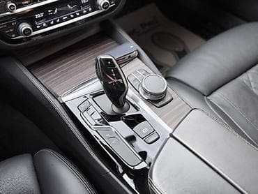 bwm e39: BMW 5 series: 2018 г., Седан — 7