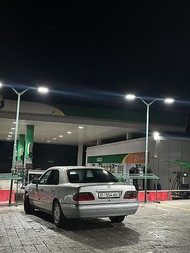 bwm 5: Mercedes-Benz E-Class: 1997 г., 3.2 л, Автомат, Бензин, Седан — 4