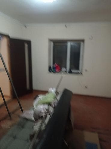 Куплю комнату: Сдаётся простая 2‑комнатная квартира/комната в жилом доме. Планировка — 3