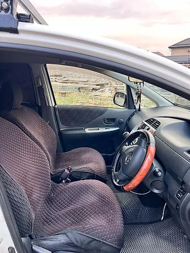 тоета рактис: Toyota Ractis: 2005 г., 1.5 л, Автомат, Бензин, Хэтчбэк — 7
