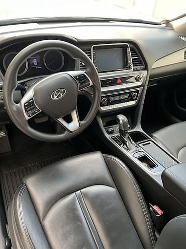 Hyundai Sonata: 2018 г., 2 л, Автомат, Бензин, Седан — 7