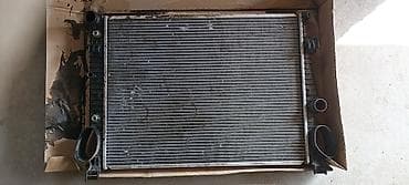 Радиатор системы охлаждения для автомобиля. Мерседес 220 - at lalafo.kg Радиатор системы охлаждения для автомобиля. Мерседес 220 -