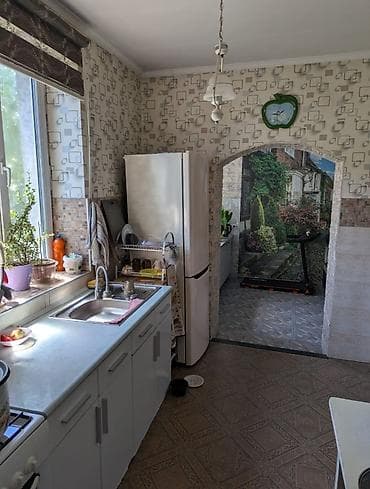 Кыймылсыз мүлк: Продаётся ; Исанова / Васильева Дом - S -75 kв.м. кирпич 4 комнаты + — 5