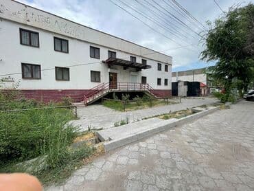 куплю коммерческую недвижимость с арендаторами: Продаю Офис 3000 м², С ремонтом, Без мебели, Многоэтажное здание, 3 этаж — 7