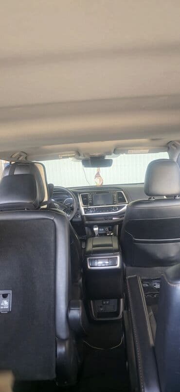 органайзер авто: Toyota Highlander: 2019 г., 3.5 л, Автомат, Бензин, Кроссовер — 7