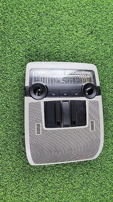 k 7: Комутацонный центр на крыше Е70 Е71 Год2009 Цена 2000с 6131 9 —-178 — 5