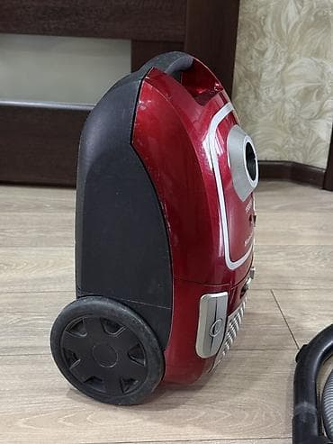 Техника жана электроника: Пылесос Hansson, 1800W Сила всасывания 320W БУ, отличном состоянии — 4