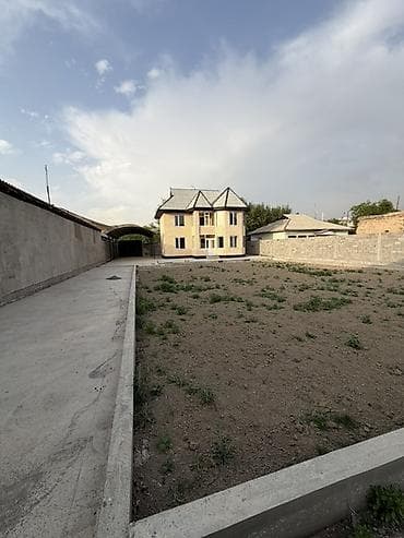 кызыл таш: 🏢КЫЗЫЛ-КЫЯ ШААРЫНАН ЖАНЫ САЛЫНГАН ЖЕР УЙ САТЫЛАТ 📍 Жайгашкан жери — 2