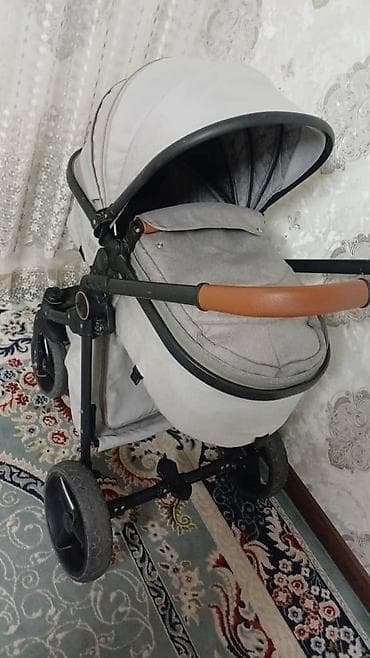 купить нарядное платье на девочку 1 год: Коляска, Другой бренд, цвет - Серебристый, Б/у, Платная доставка — 1