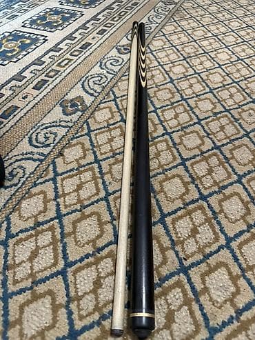 Продаю или меняю на Кии по легче Кий для бильярда (разборный) легенда at lalafo.kg Продаю или меняю на Кии по легче Кий для бильярда (разборный) легенда