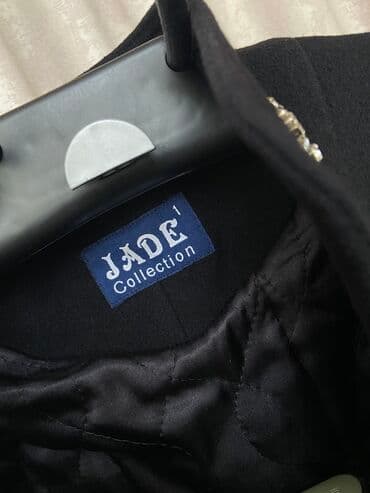 дордой женские куртки: Женское пальто, деми, кашемир, чёрное, пр-ва Италия, б/у, размер — 13