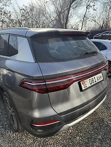 BYD: BYD Song Plus: 2021 г., Гибрид, Кроссовер — 3
