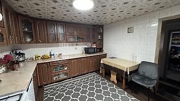 Үйлөр: 🏡 Продаётся частный дом в Бишкеке 📍 Район Аламединского рынка | — 10