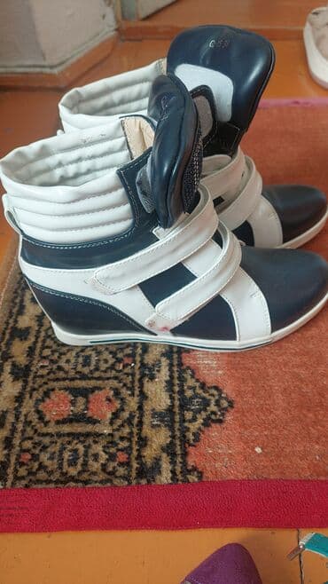 прокат мужских костюмов [возьми на прокат] бишкек фото: Подростковые деми ортопедические 38 размер г. балыкчы — 1