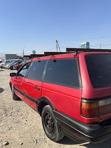 Volkswagen Passat Variant: 1991 г., 1.8 л, Механика, Бензин, Универсал