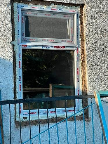 ПВХ-окно VERUM 6000 с верхней поворотно-откидной створкой и москитной at lalafo.kg ПВХ-окно VERUM 6000 с верхней поворотно-откидной створкой и москитной