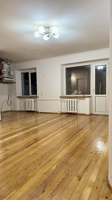 однушки 105 серия: 3 комнаты, 57 м², 105 серия, 5 этаж, Косметический ремонт — 2