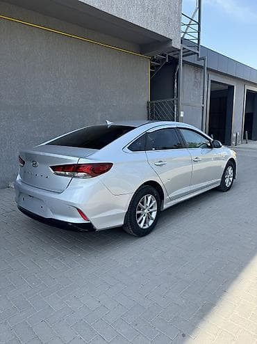 Hyundai Sonata: 2020 г., 2 л, Автомат, Газ, Седан — 10