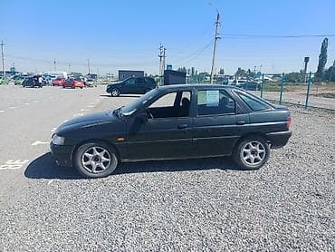 мухабойка на капот: Ford Escort: 1995 г., 1.6 л, Механика, Бензин, Хэтчбэк — 3
