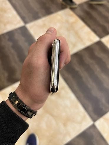 not 11pro: IPhone 11 Pro, 256 ГБ, Белый, Защитное стекло, 100 % — 3
