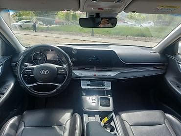 e class: Hyundai Grandeur: 2022 г., Автомат, Седан — 1