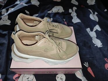 Туфли: Продаю стильные, очень удобные, мягкие кроссовки, маломерки, 40 — 3