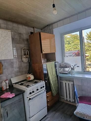 аренда ком: Сдается 2х комнатная квартира,на ул Льва Толстого 59, телефон для — 8
