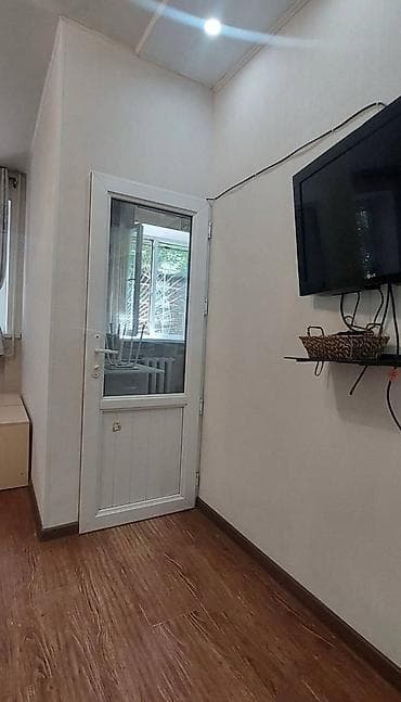 Кыймылсыз мүлк: 1 бөлмө, 30 м², Хрущевка, 1 кабат — 6