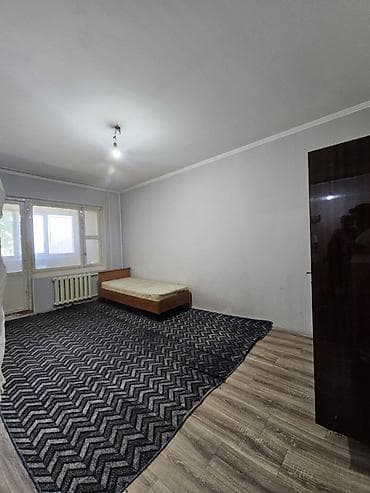 35: 1 комната, 35 м², Тунгуч мкр 105 серия, 1 этаж, Старый ремонт — 2