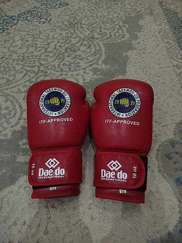 обувь 37: Перчатки для тхэквондо ITF Daedo International, красные
100% оригинал — 1