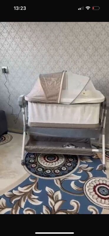 Детская колыбель-люлька на ножках с возможностью прикроватного