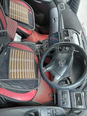 раум raum: Toyota Avensis: 2004 г., Автомат, Газ, Седан — 4