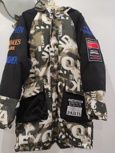 Куртка универсальная на мальчика ростом 160см. Ориентировочно на