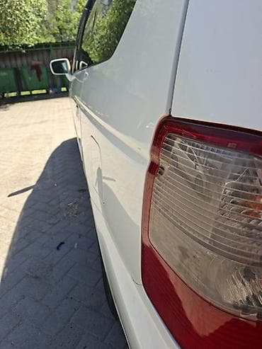 Honda Odyssey: 2003 г., 2.3 л, Автомат, Бензин, Минивэн — 4