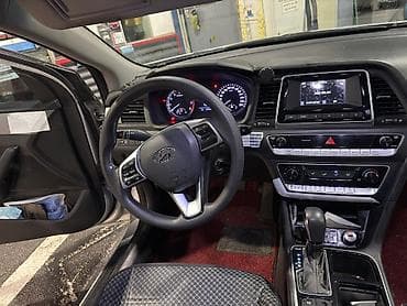 sanat: Hyundai Sonata: 2019 г., 2 л, Автомат, Газ, Седан — 7