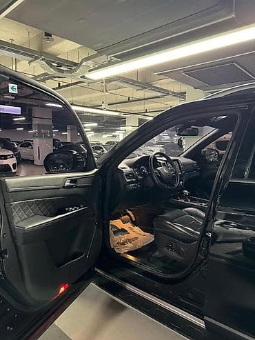 fit shuttle: Кроссовер/внедорожник, черный цвет кузова, черные диски. Установлен — 6