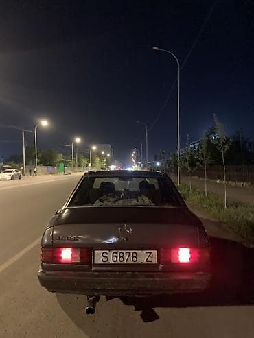 mercedes 201: Mercedes-Benz 190: 1986 г., 2 л, Механика, Бензин, Седан — 2