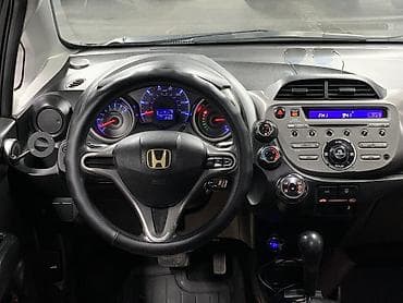 ситирим хонда: Honda Fit: 2011 г., 1.5 л, Автомат, Бензин, Хэтчбэк — 9