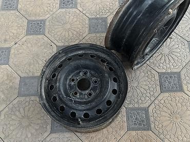 diska r13: Стальные штампованные диски, комплект из 2 шт. Характеристики: - — 4