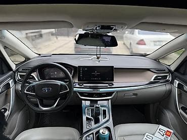 китайский машыны: Geely : 2020 г., 1.5 л, Автомат, Электромобиль, Минивэн — 6