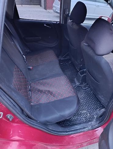 мото кийим: Honda Jazz: 2007 г., 1.5 л, Кол менен иштөөчү, Бензин, Хетчбек — 2