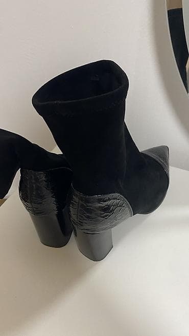 спортивная обувь мужские: Продаю очень изящные ботильоны с острым мысом. Комбинированный дизайн — 3