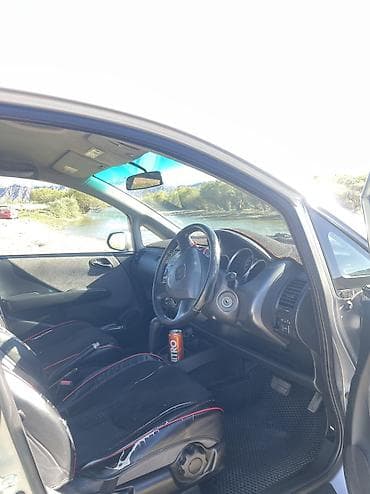 машины до 250 тысяч: Honda Fit: 2002 г., 1.3 л, Вариатор, Бензин — 2
