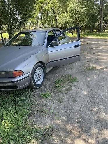 мерседес т 1: BMW 5 series: 1996 г., 2.5 л, Кол менен иштөөчү, Седан — 1