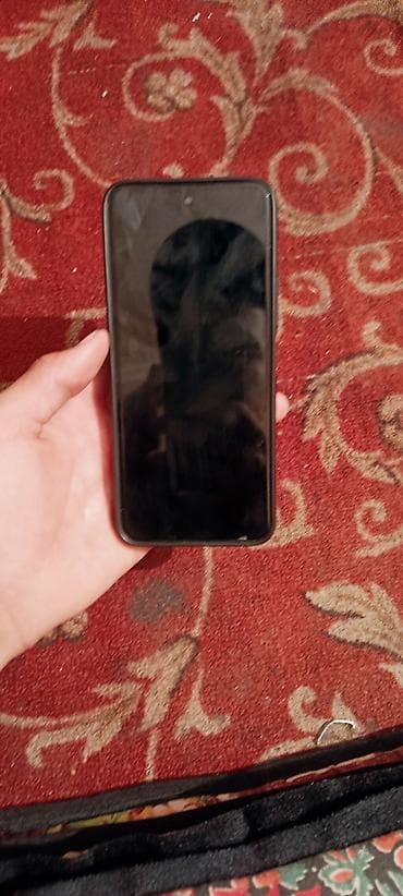 Техника и электроника: Redmi, Redmi 13, Б/у, 256 ГБ, цвет - Белый, 2 SIM — 4
