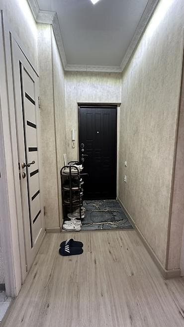 новые квартиры: 3 комнаты, 82 м², 105 серия, 4 этаж, Свежий ремонт — 2