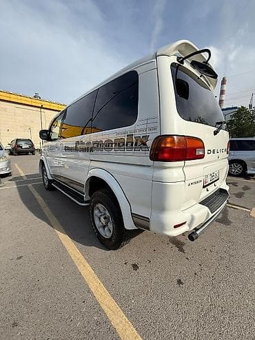 мисубиси делика: Mitsubishi Space Gear: 2001 г., Автомат, Газ, Минивэн — 2