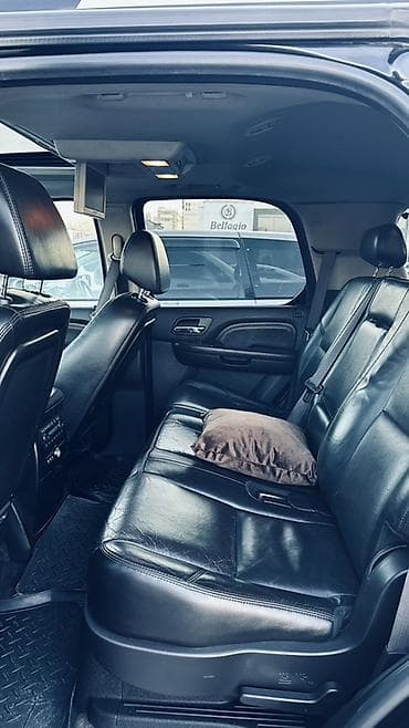 машина в идеальном состоянии: Cadillac Escalade: 2009 г., 6 л, Автомат, Бензин, Внедорожник — 10
