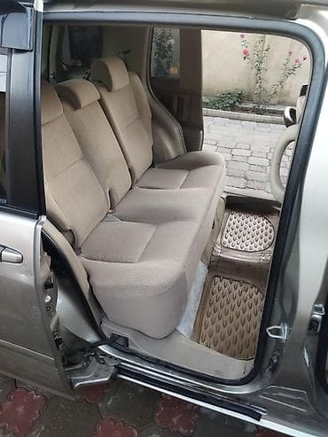 Продажа авто: Toyota Raum: 2004 г., 1.5 л, Автомат, Бензин, Минивэн — 8